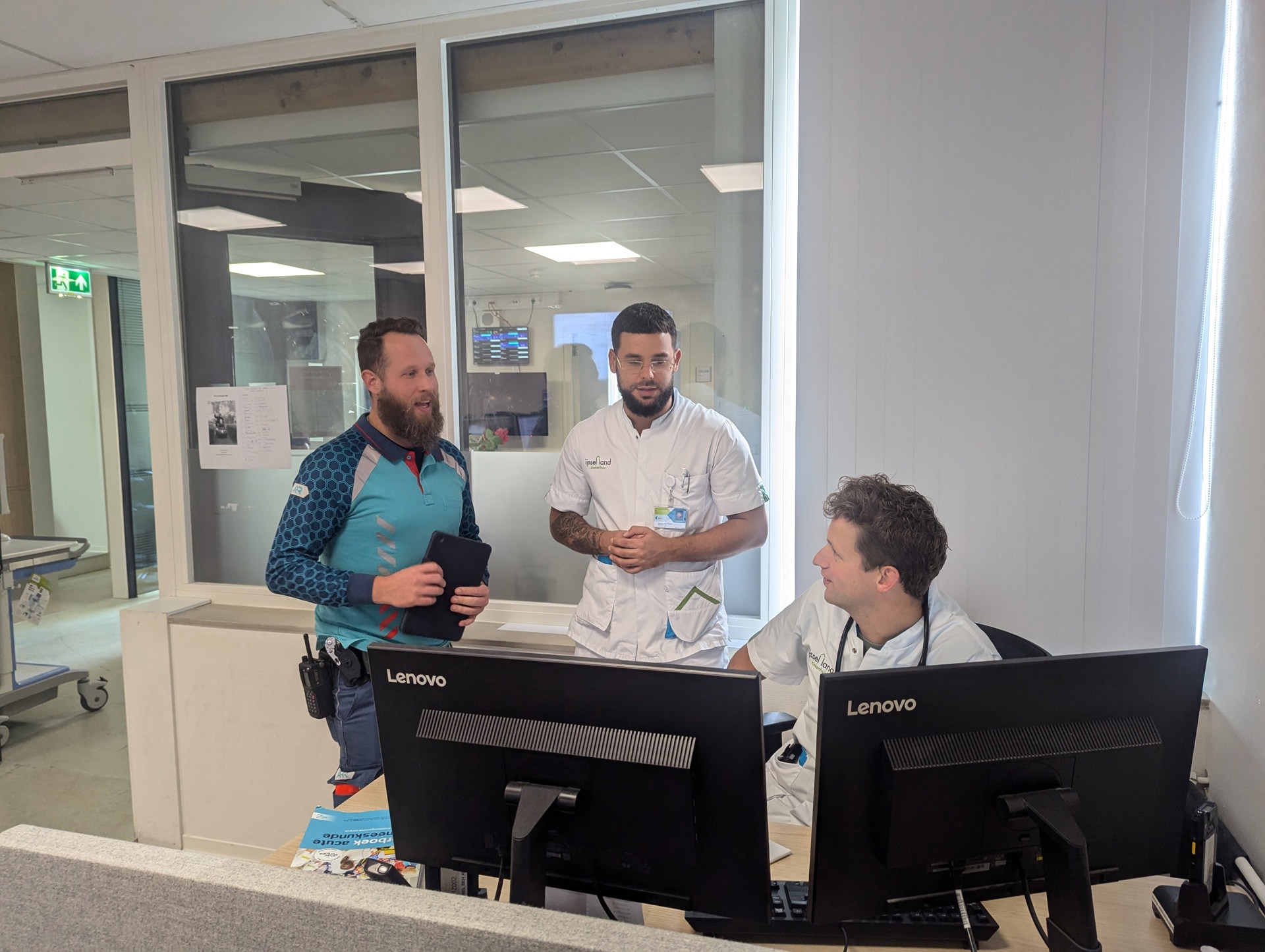 Foto Communicatie Spoedeisendehulpterugkoppeling Rdam Rijnmond Foto Communicatie Spoedeisendehulpterugkoppeling Rdam Rijnmond